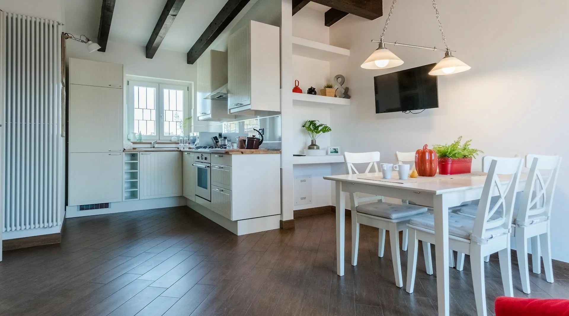 Hintown La Corte Milanese 0*, Милан Италия