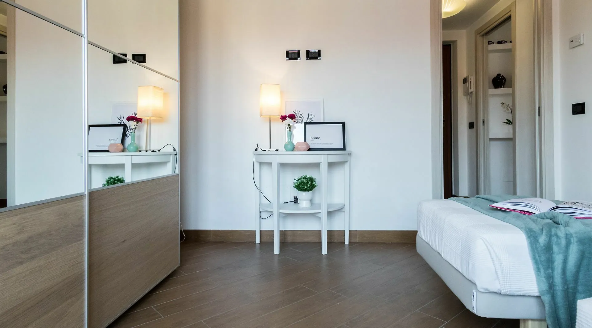 Hintown La Corte Milanese Милан